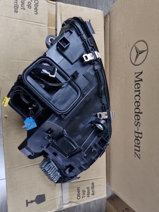 Far full led nou Mercedes C-Klass W205