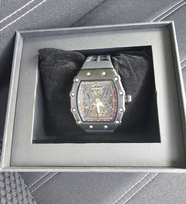 Часовник Walter Bach