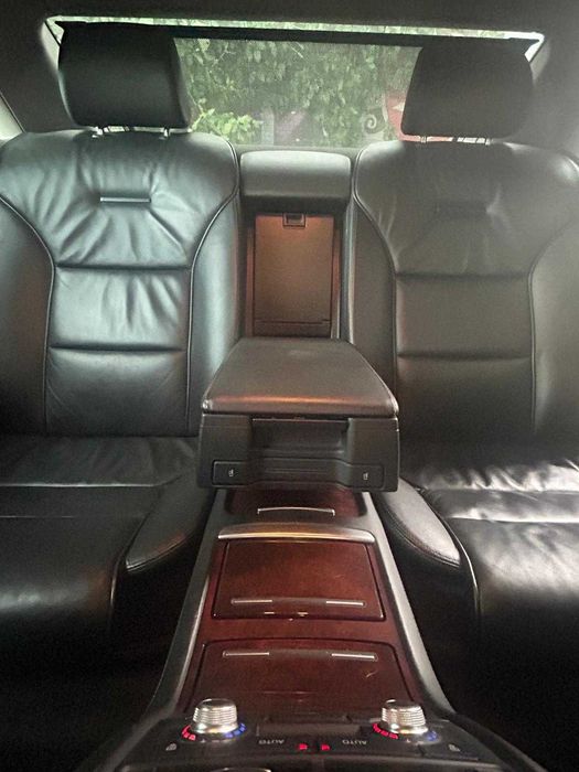 AUDI A8L D3 (2004) Long Wheel Base (LWB) • V8 • Limuzină Full Luxury