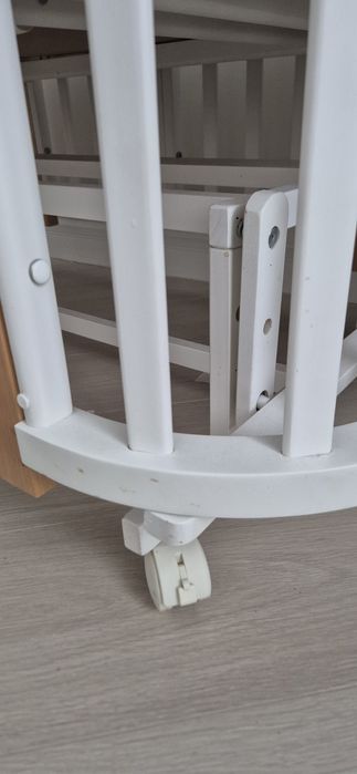 Детская кроватка, манеж