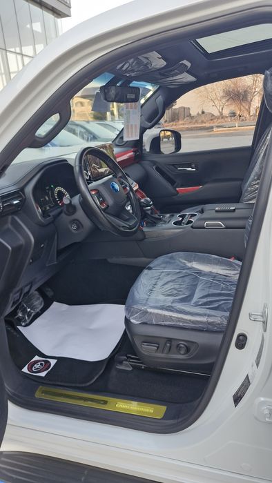 Toyota LahdÌ Cruier vx японка 300 3.5 L twin turbo 2024йил фул пазитси