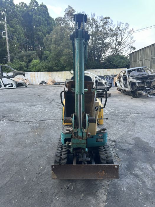 Мини экскаватор Kubota U-008 из Японии