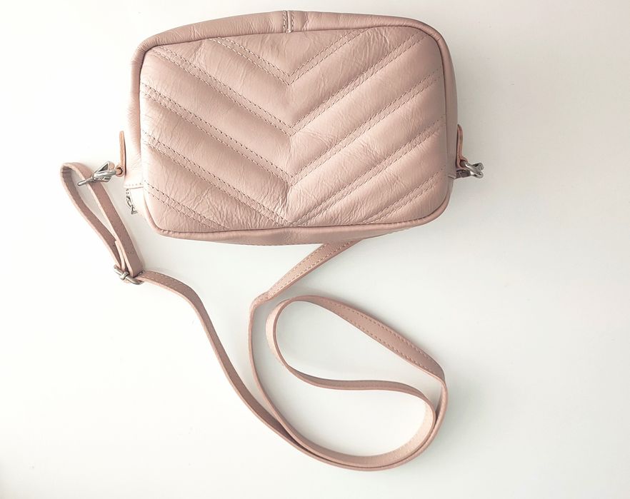 Малка чанта естествена кожа Италия Crossbody