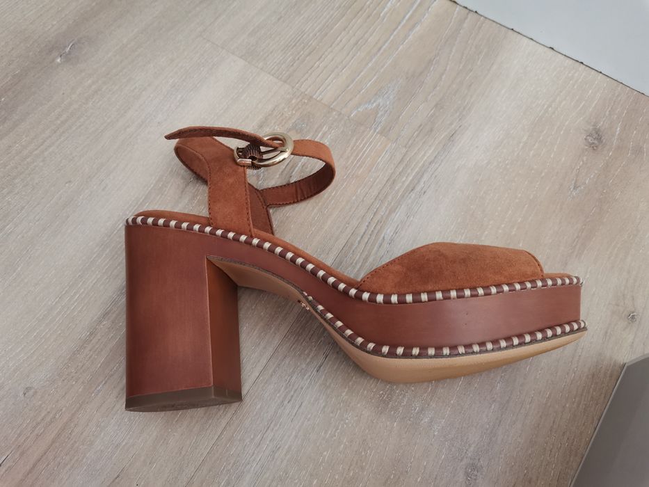 Сандали Tamaris размер 40