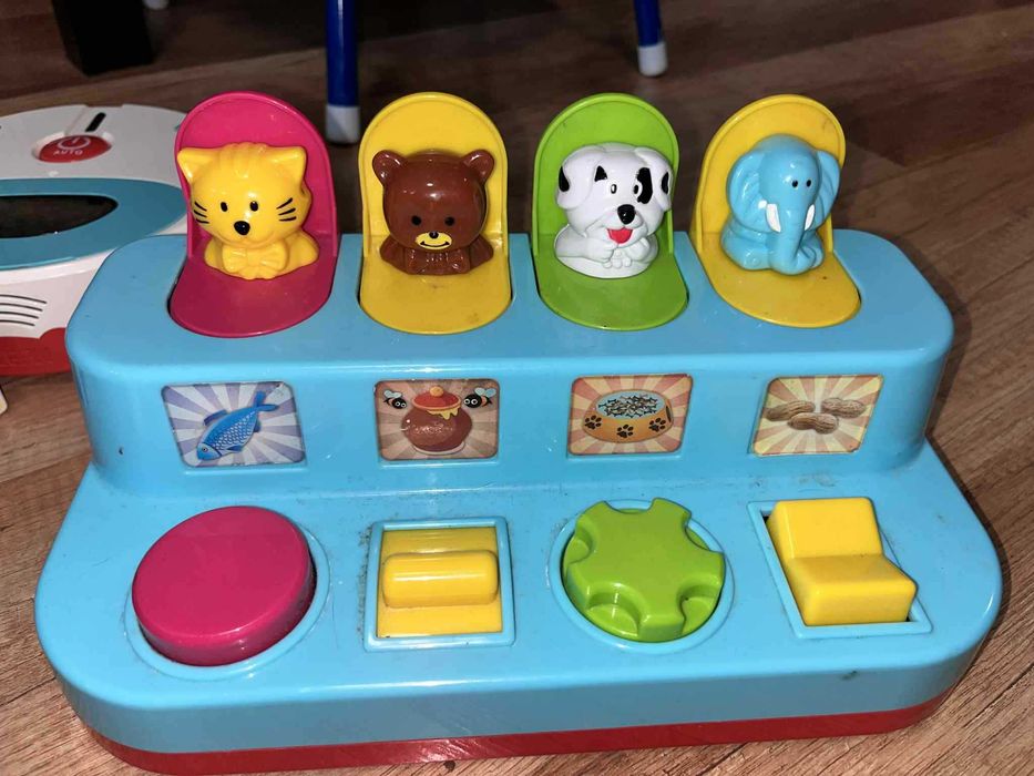 Лот от детски играчки