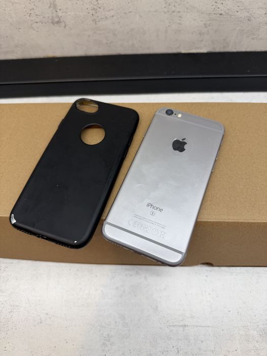 Продавам iphone 6s 128gb