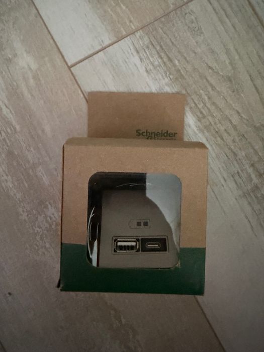 Schneider Asfora Bronze