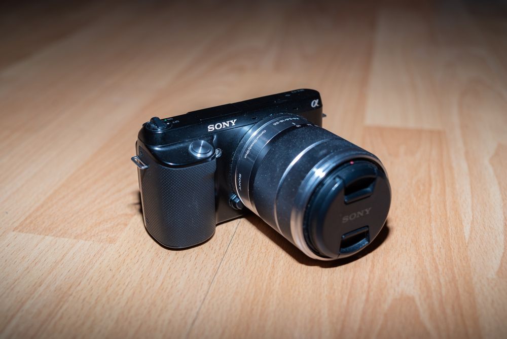 Sony Nex-F3 + Sony 18-55mm