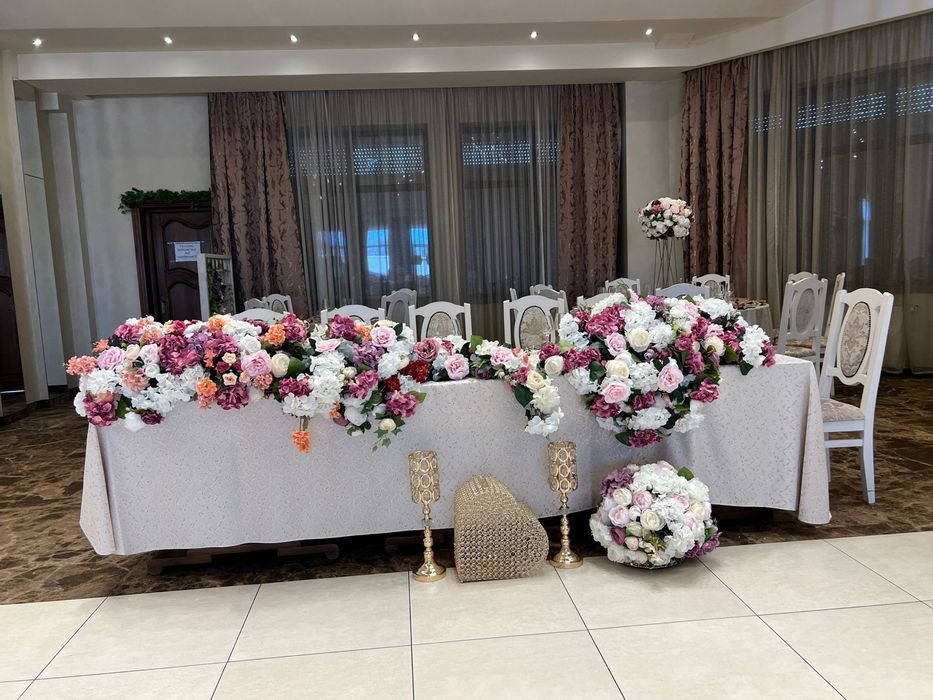 Set complet decorațiuni evenimente verde & mov – nuntă / botez