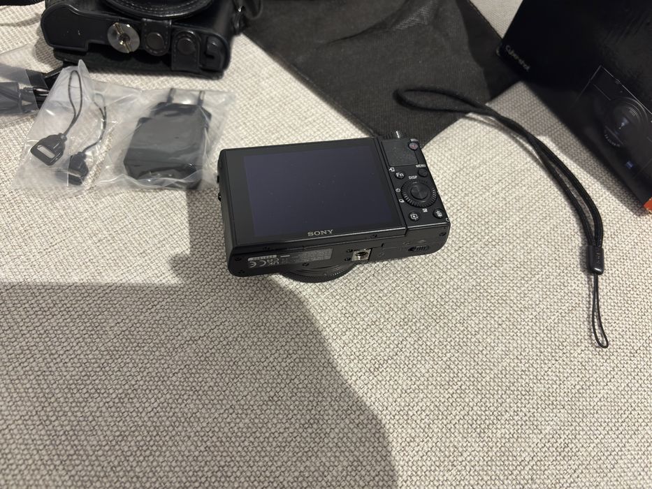 Sony Cyber-shot RX100 VI