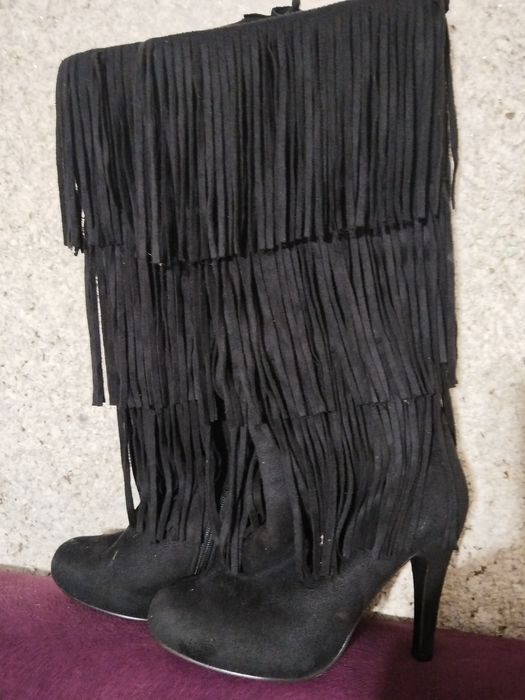 Дамски бутуши на ток