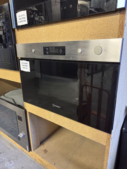 Cuptor cu microunde incorporabil Indesit IMK11X