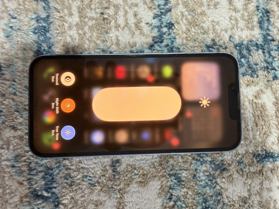 Продам Iphone 14