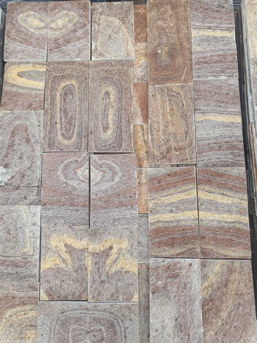 Естествени камъни за облицовки и настилки , пясъчник,  гнайс , шисти