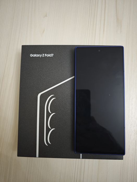 Samsung z fold 7