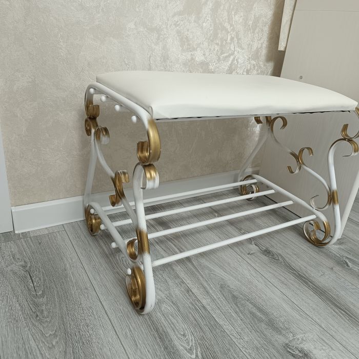 Обувница .длина 60 высота 45 см