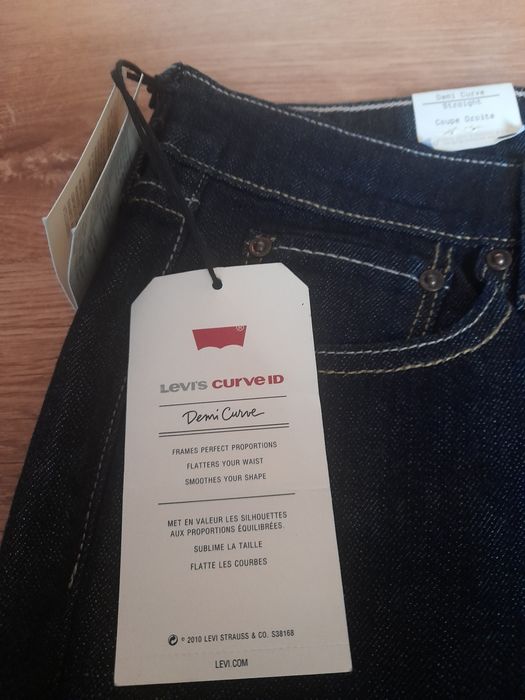 Blugi damă, fete ,LEVI'S  NOI  !!