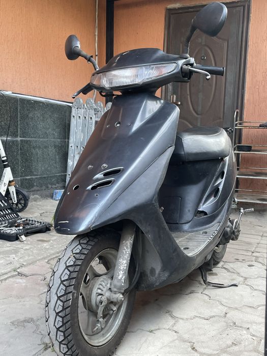 Продам мопед скутер Honda Dio AF-27