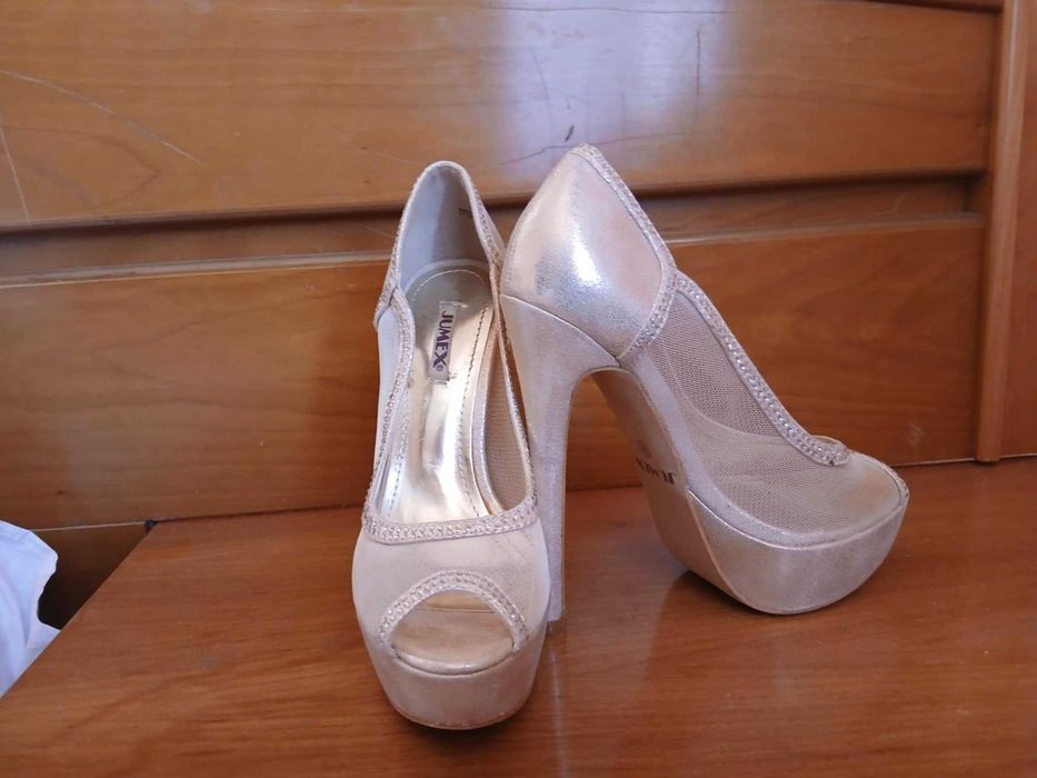 Pantofi înalte de înaltă calitate, fără slip-on, Moda si frumusete