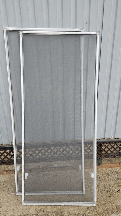 Москитный сетка окон и двери. Решета