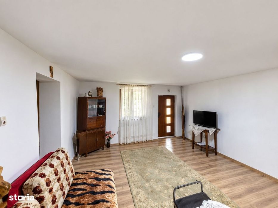 Casă de vânzare – Sântana