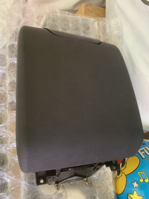 2-бр Централни конзола (барче) с подлакътник за БМВ е39