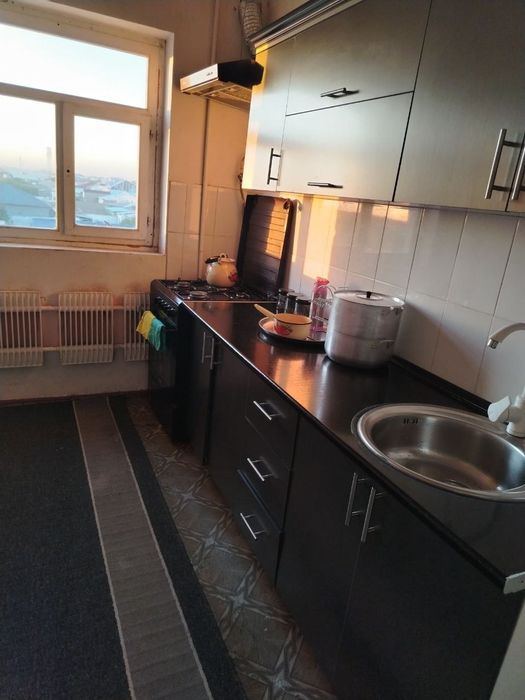 4 этажли домни 4 этажи 3 хонали квартира сотилади