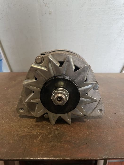 Динамо/  генератор HELLA  ford/land rover