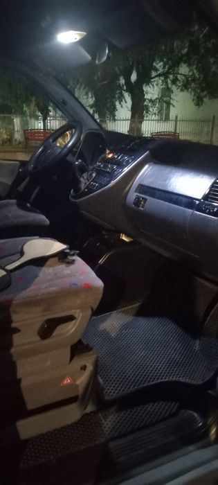 Продаю Мерседес Вито