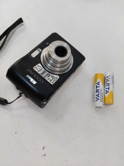 Nikon Koolpix L16  Corp. Japan pentru piese sau reparat 50 Lei fix