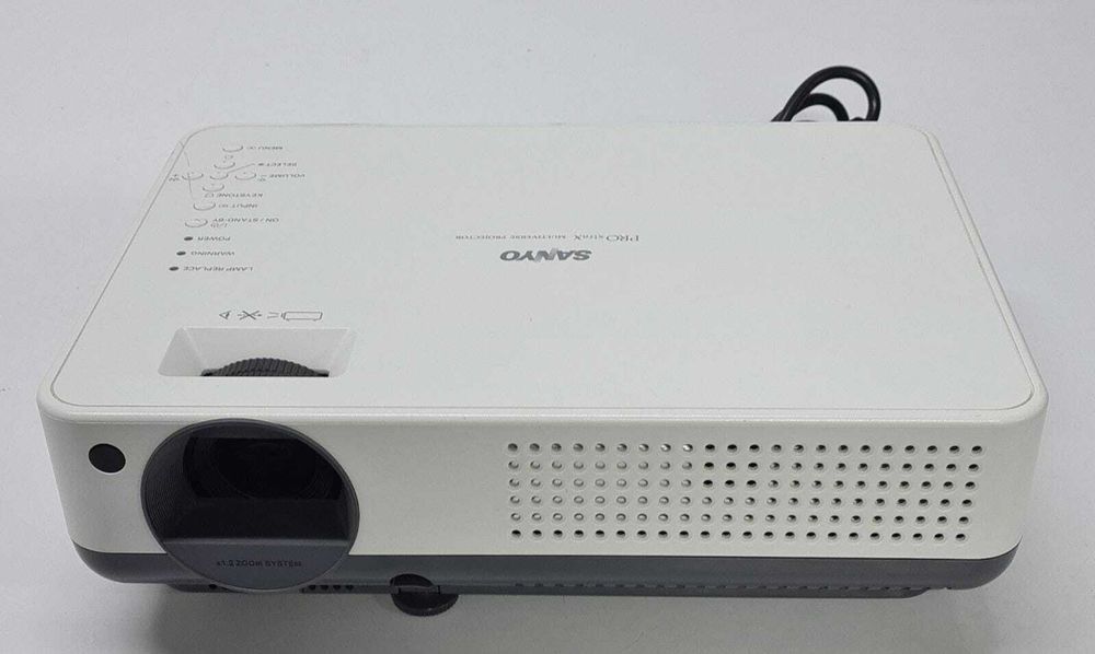 Sanyo проектор б/у