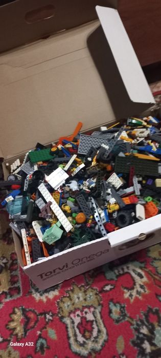 Продам лего конструктор