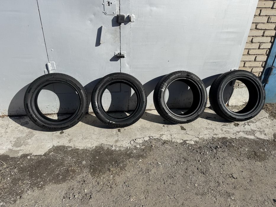 Шины летние R17 новые