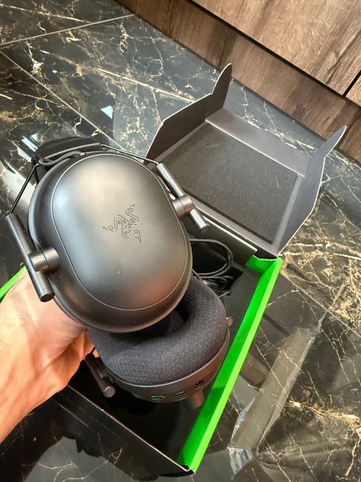 Безжични геймърски слушалки RAZER BlackShark V2 Pro