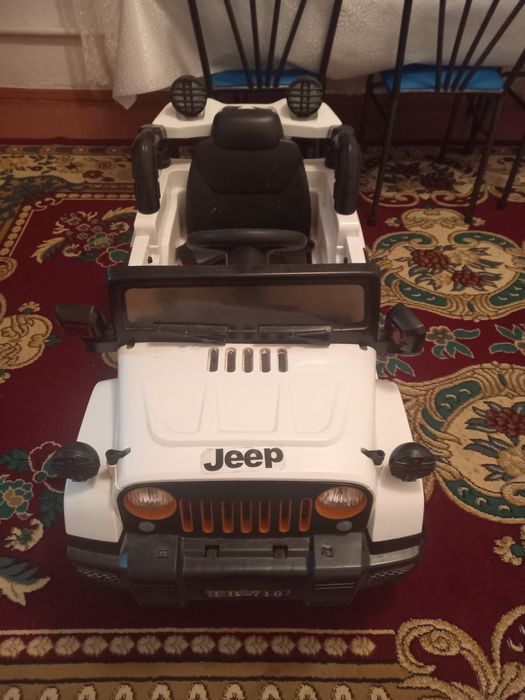 Детская игровая машина