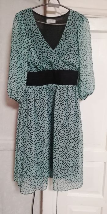 Продаётся женское платье