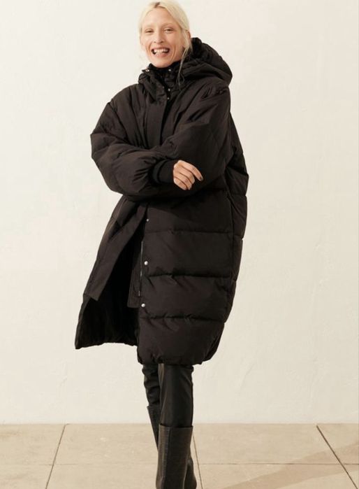 Черно яке с пълнеж пух и пера