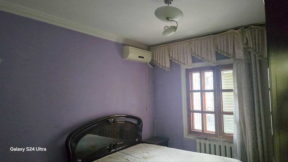 Продам 4х комнатную удвоенный зал массив Кизил Шарк