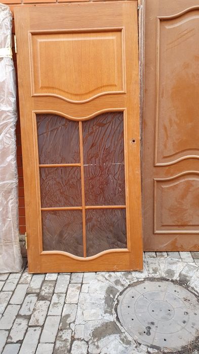 Продам межкомнатные двери