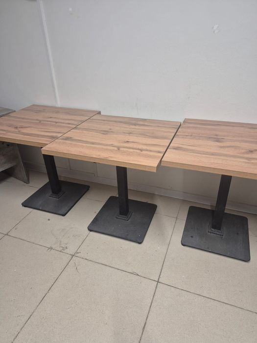 Продам столы и кресла