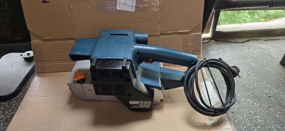 AEG HBS 100 slefuitor cu bandă