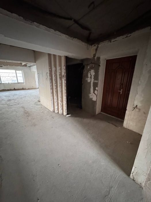 Продается квартира коробка центр метро Ойбек Габус 220 м²