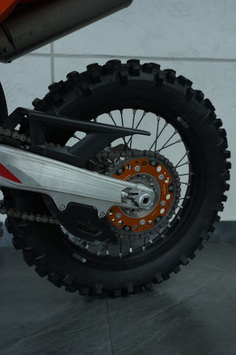 Ktm exc 300 tbi six days 2025