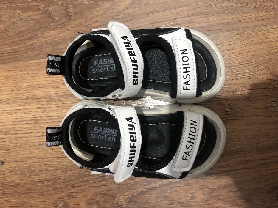 Детская обувь для девочки