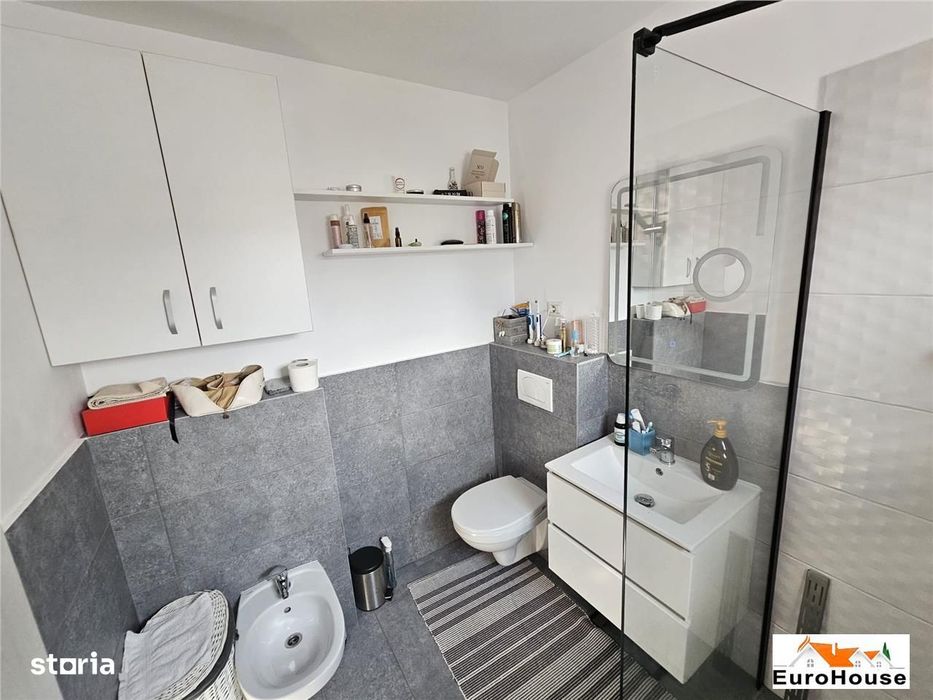 Casa insiruita - colt  de vanzare in Alba Iulia