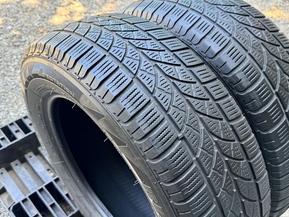 2бр.ЗИМНИ ГУМИ Bridgestone 215/65/16C DOT1524 за бус Sprinter,Crafter