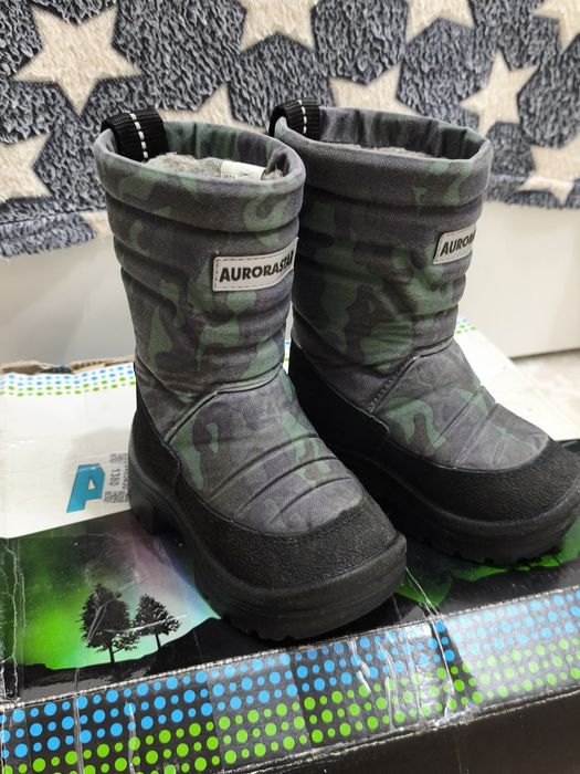 Продам валенки и дутики