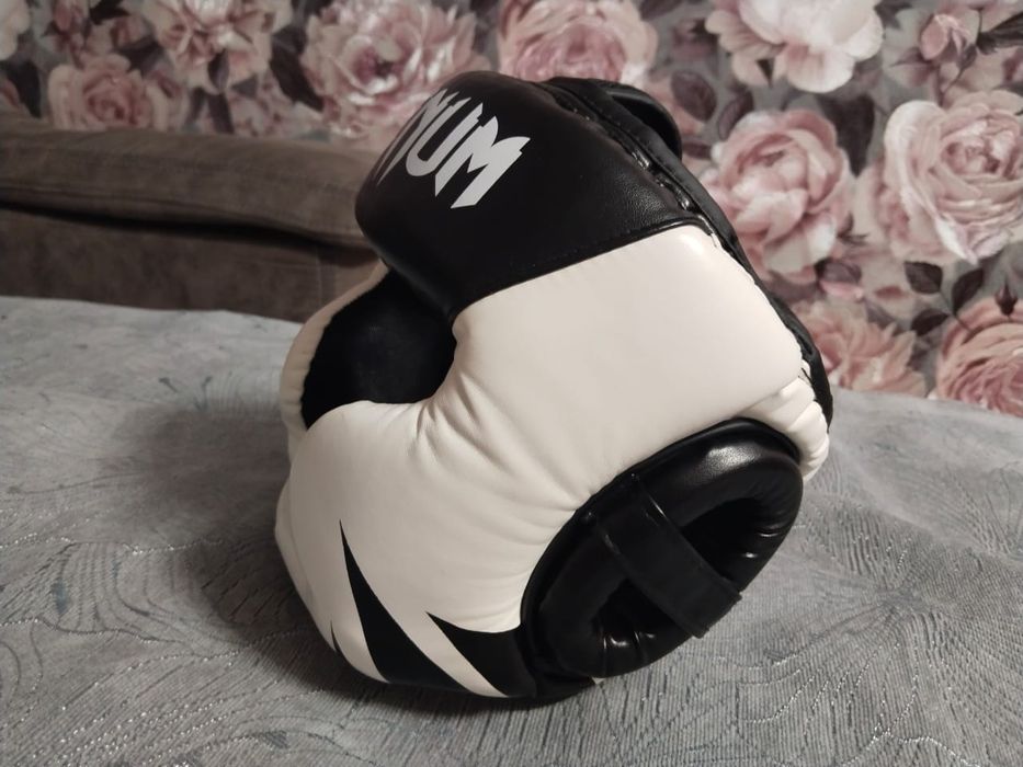 Продам шлем для спорта