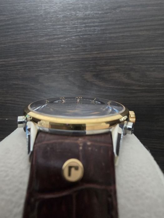 Часы  мужской ..