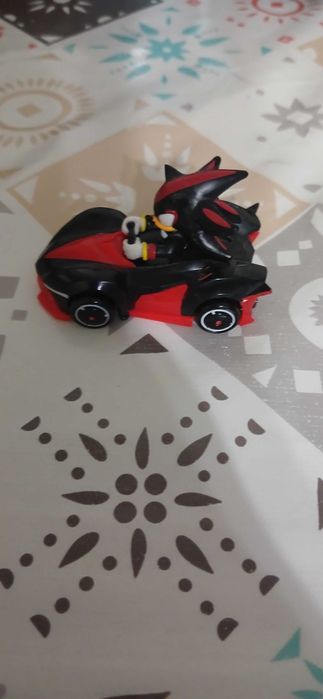 Игрушка шэдоу в машине б/у